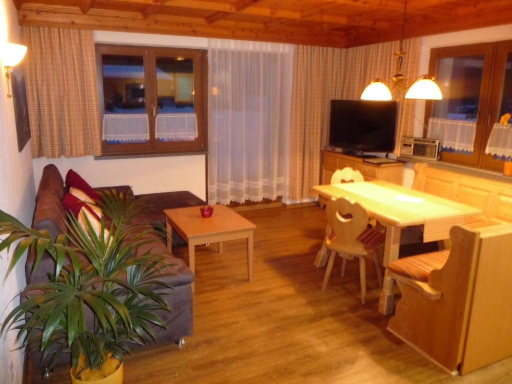 Apart Piz Mondin Pfunds Chambre photo